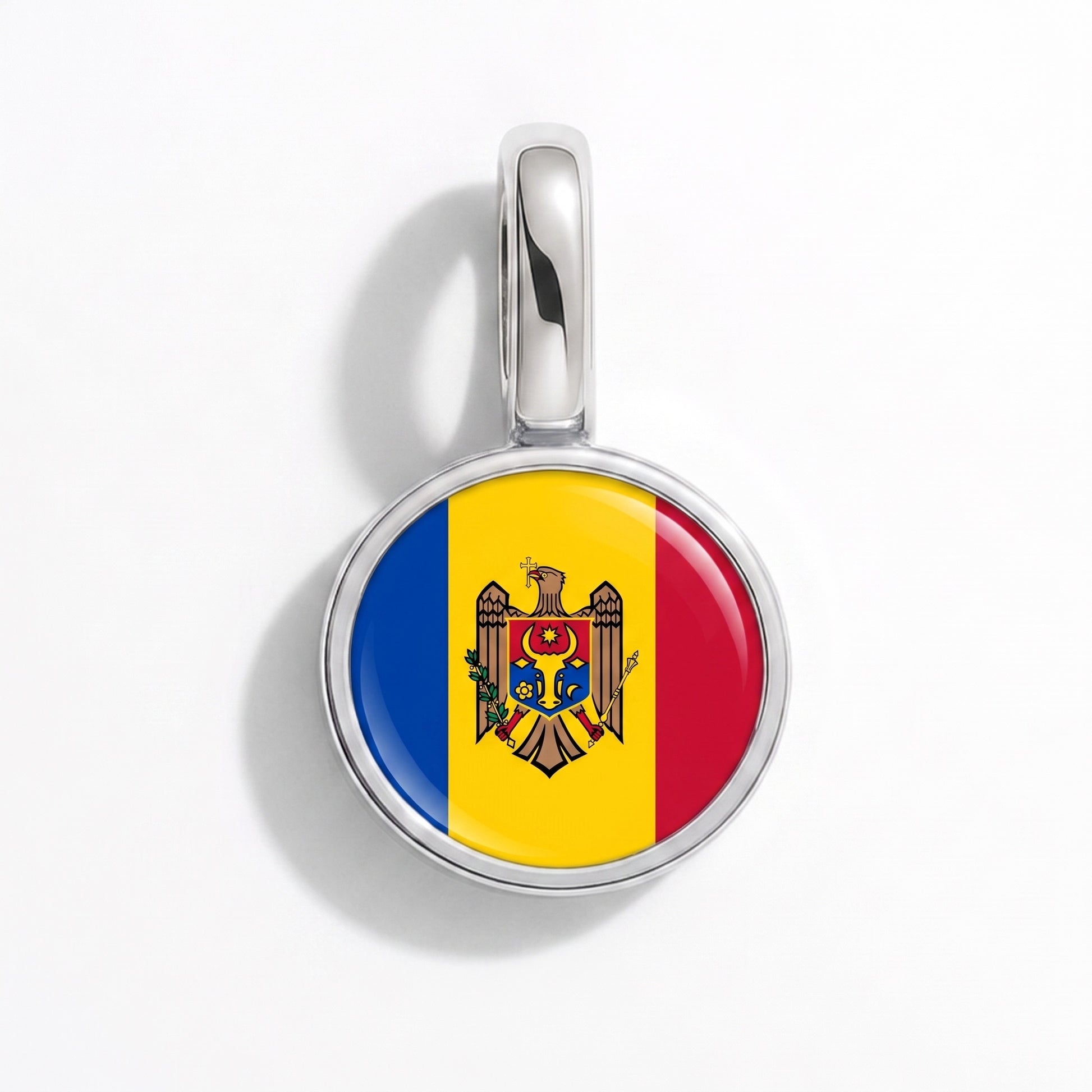 Flag charm Moldova – round silver