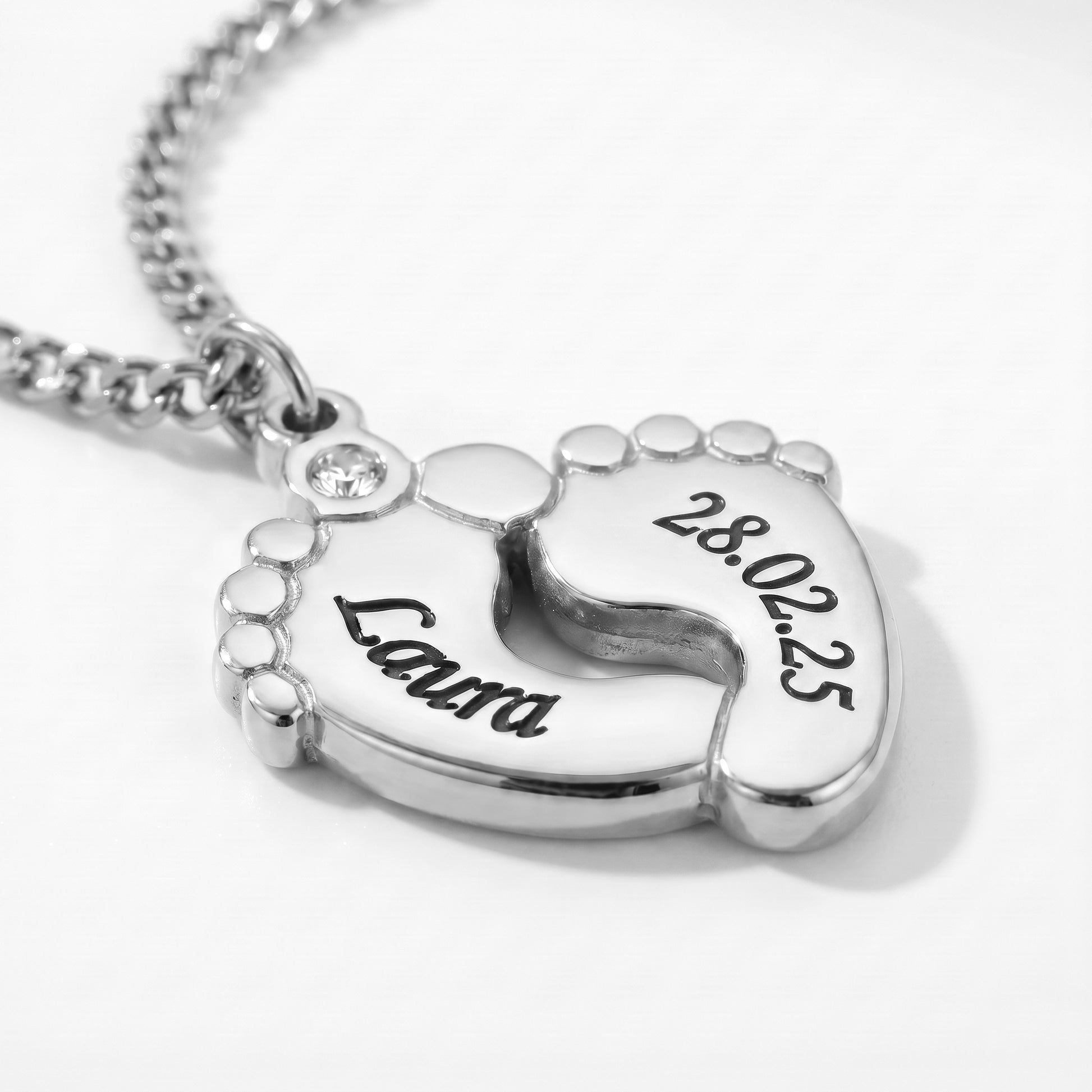 SB203-Baby-Fussabdruck-Silver-closeup-2.jpg